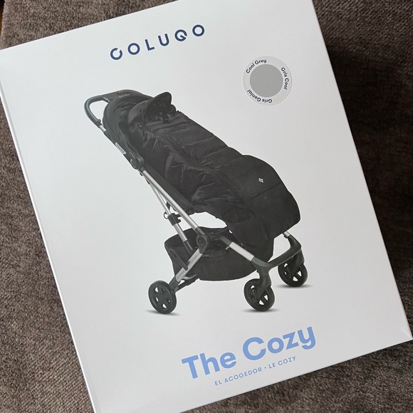 Colugo Cozy Footmuff winter stroller blanket - Picture 4 of 4